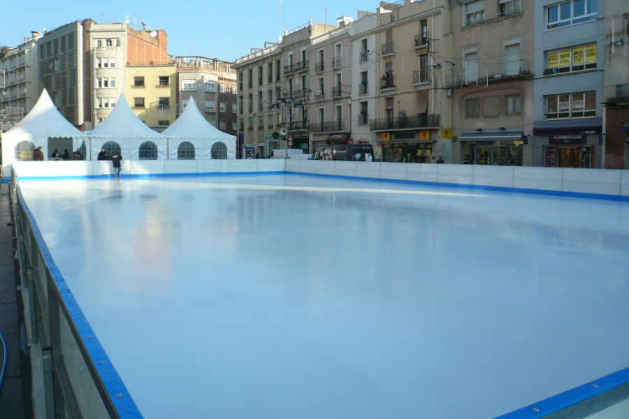 PISTA DE HIELO EXTERIOR